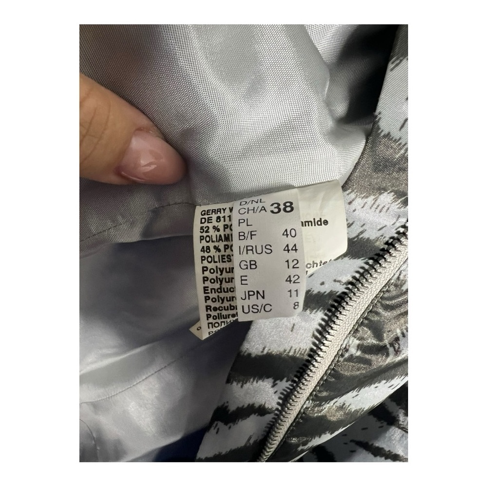 Gerry Weber Black and Gray Zebra Print Jean Jacket, Modern Print - Size M - Picture 5 of 5